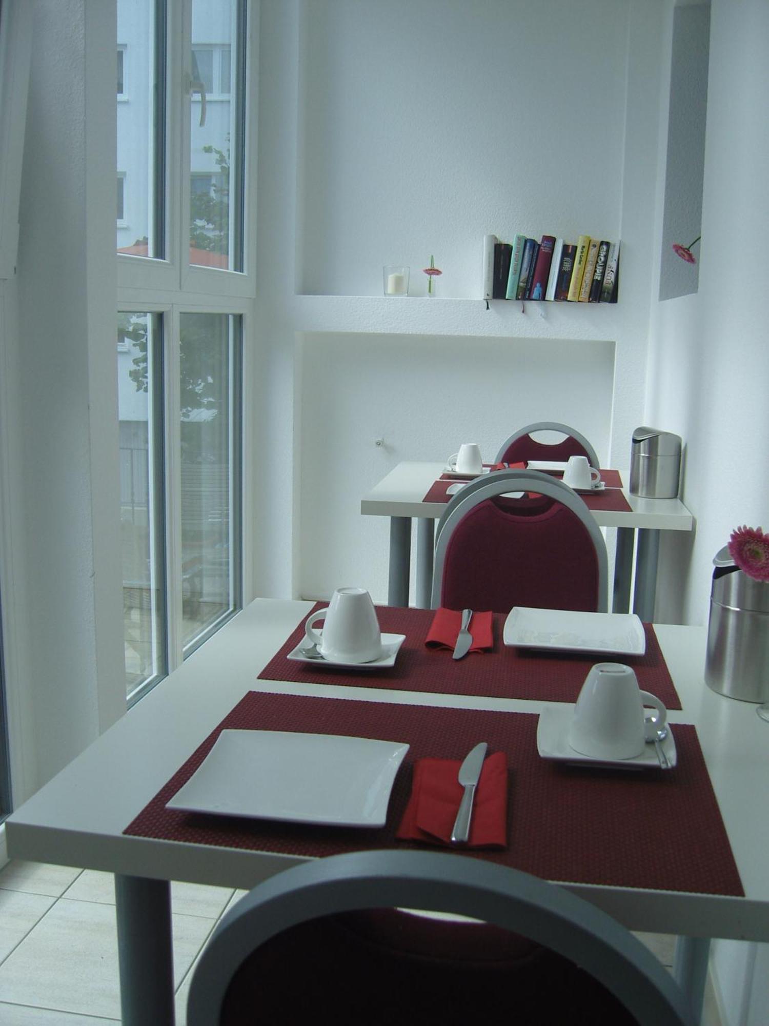 Zum Loewen Hotel Bad Homburg vor der Hoehe Luaran gambar