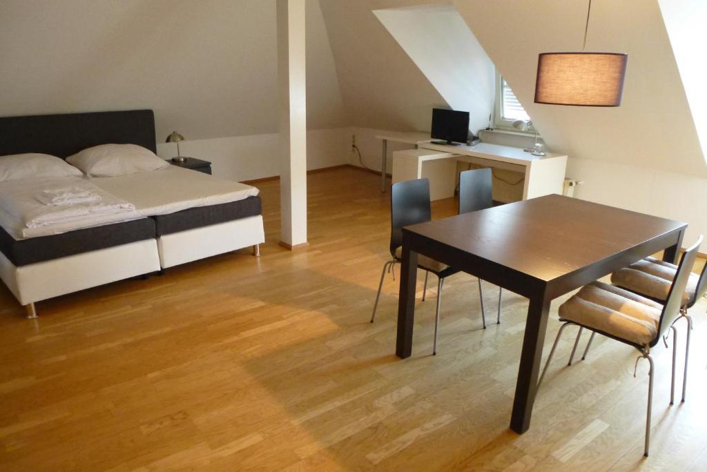 Zum Loewen Hotel Bad Homburg vor der Hoehe Bilik gambar